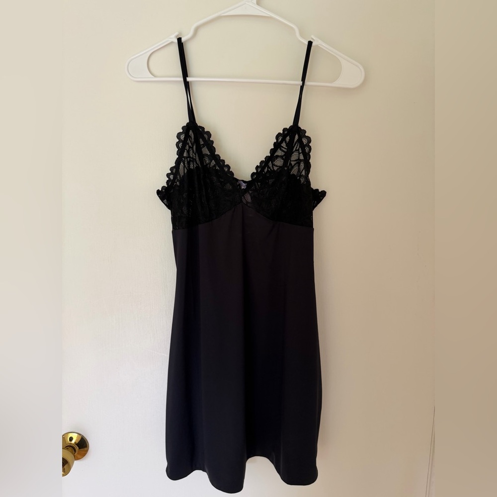 Savage X Fenty Black Lace Chemise